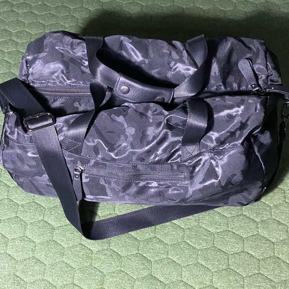 Travel bag